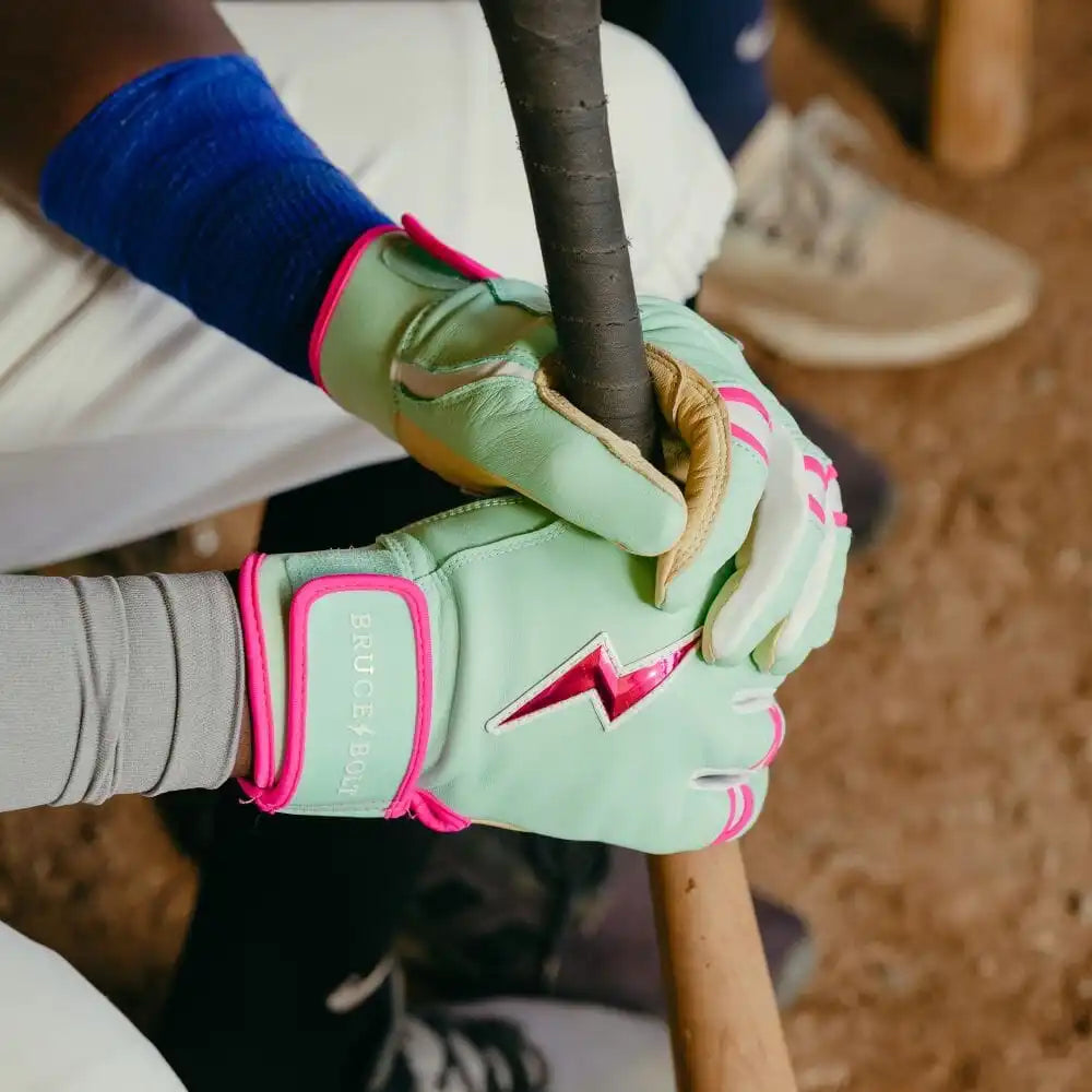 Fernando Tatis Jr. Signature Series Short Cuff Batting Gloves - Mint/Pink