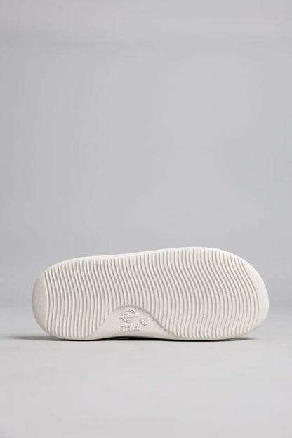 Motive Slides - Cream